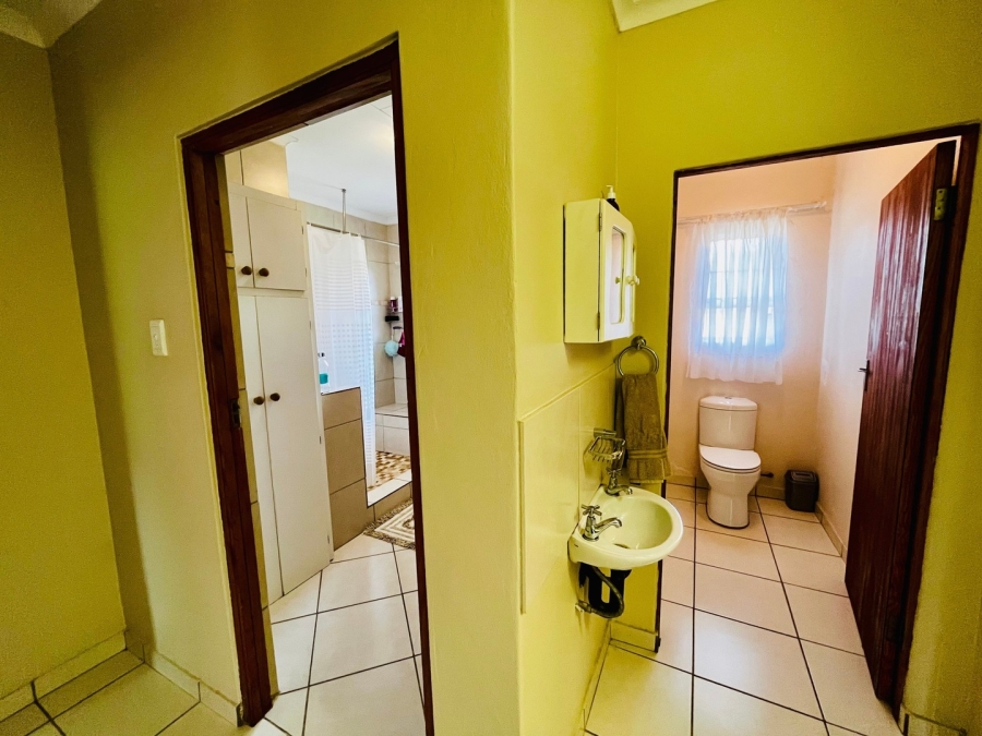 To Let 3 Bedroom Property for Rent in Bainsvlei Free State